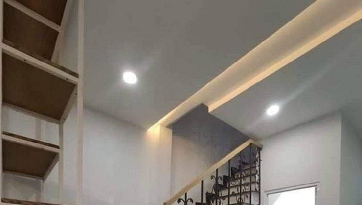 Bán nhà 5 tầng BTCT 52m2, đường Đông Hưng Thuận 2, giá chỉ nhỉnh 4 tỷ